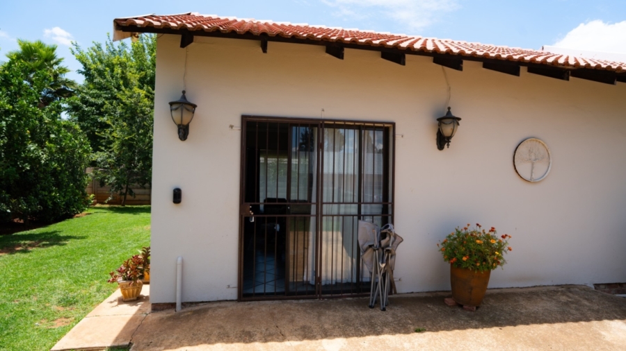 4 Bedroom Property for Sale in Wilkoppies North West